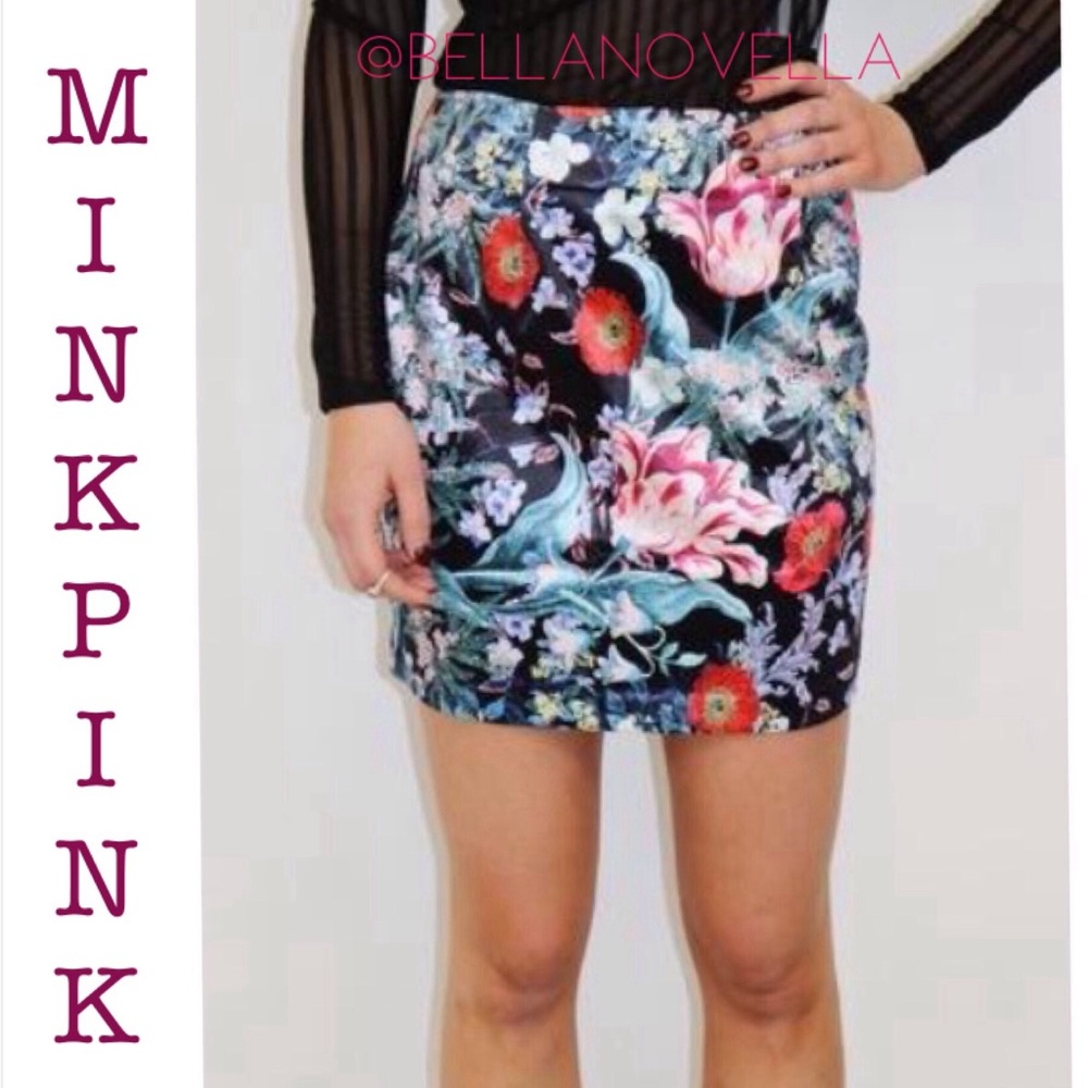 🔴 MINKPINK BOTANICA FLORAL SATIN SKIRT new with Tags